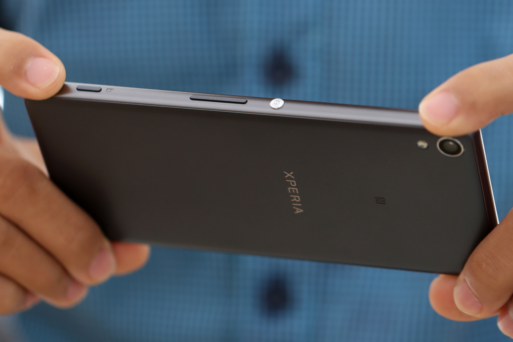 Điện thoại Sony Xperia XA