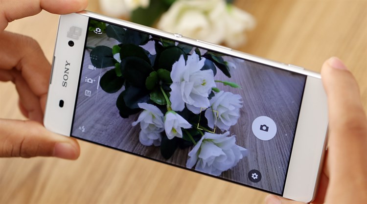 Điện thoại Sony Xperia XA Dual