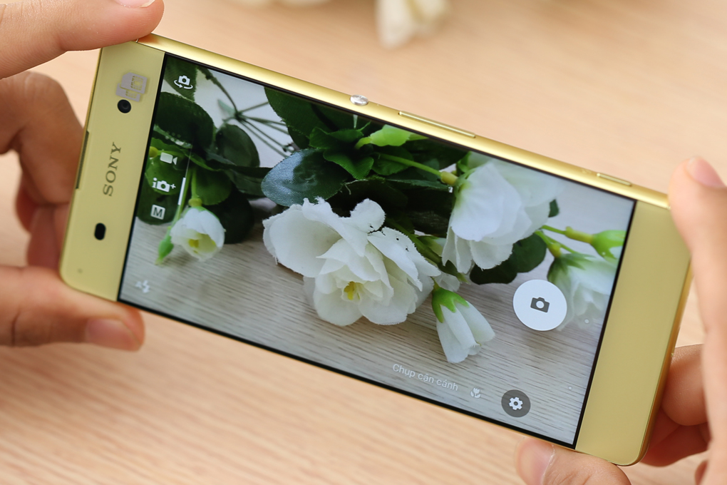 Điện thoại Sony Xperia XA