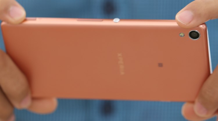 Điện thoại Sony Xperia XA Dual