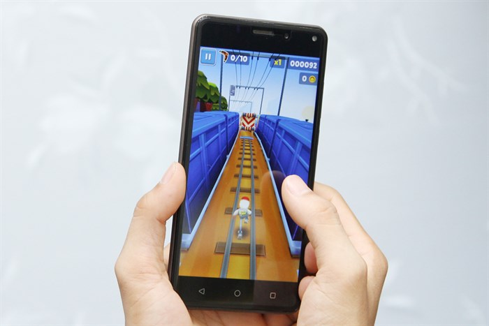 Điện thoại Mobell Nova P2