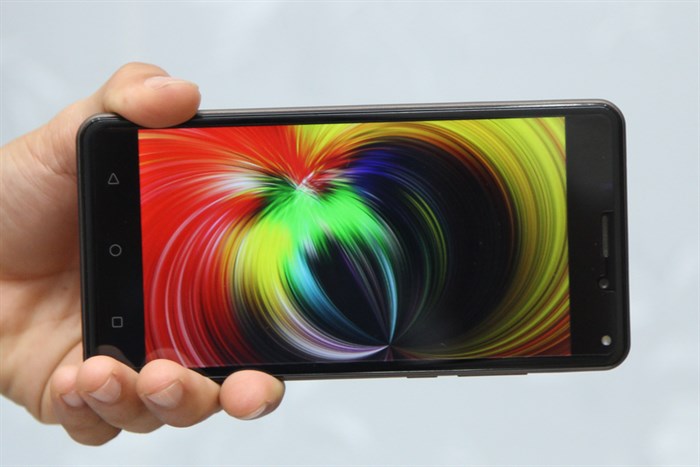 Điện thoại Mobell Nova P2