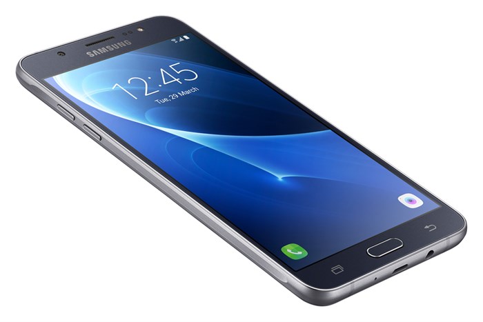 Điện thoại Samsung Galaxy J7 (2016)