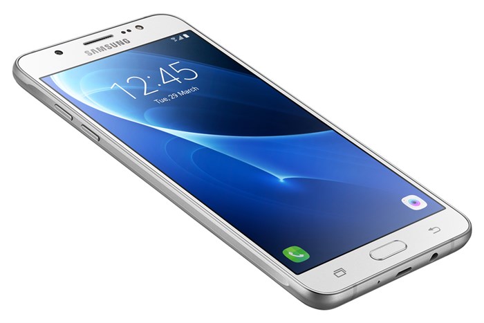 Điện thoại Samsung Galaxy J7 (2016)