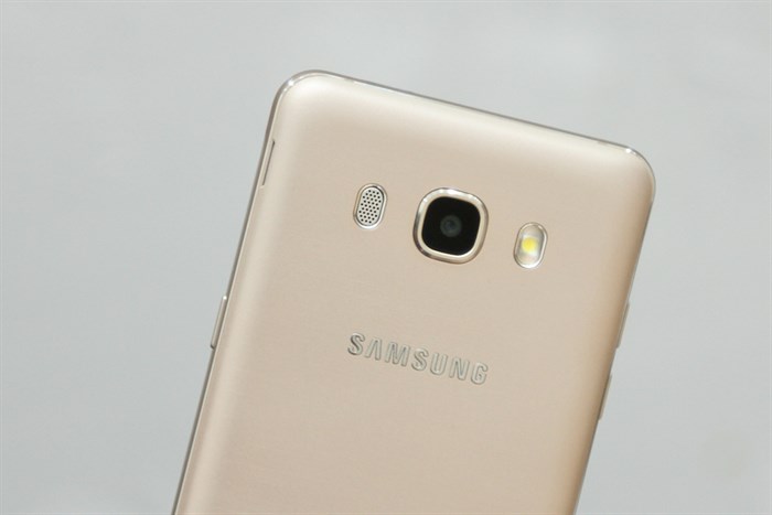 Điện thoại Samsung Galaxy J5 (2016)