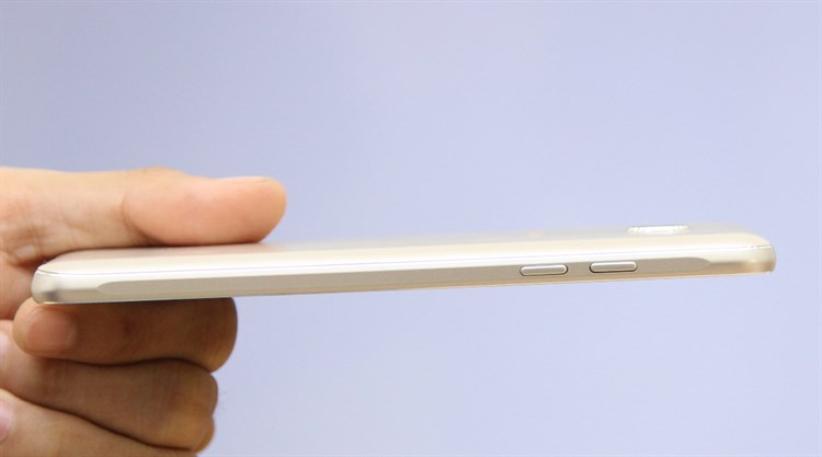 Điện thoại Samsung Galaxy J5 (2016)