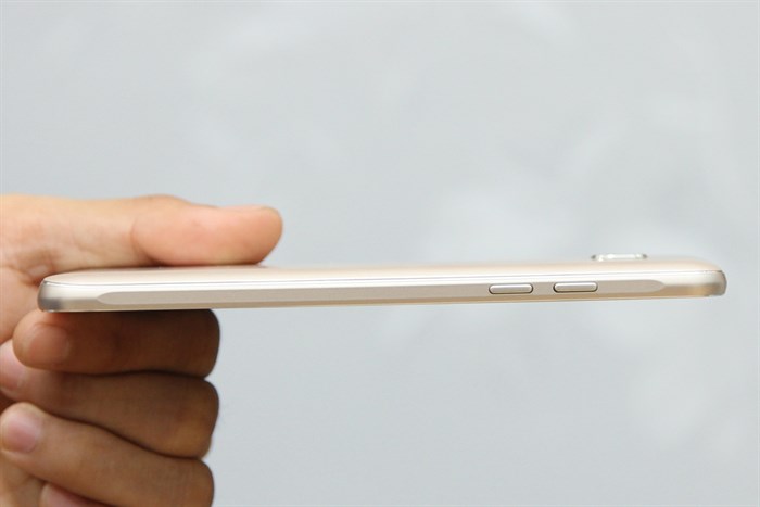 Điện thoại Samsung Galaxy J5 (2016)