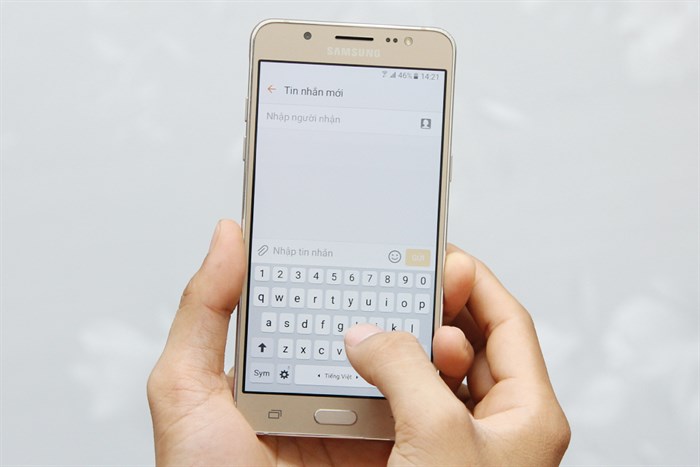 Điện thoại Samsung Galaxy J5 (2016)