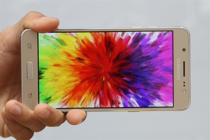 Điện thoại Samsung Galaxy J5 (2016)