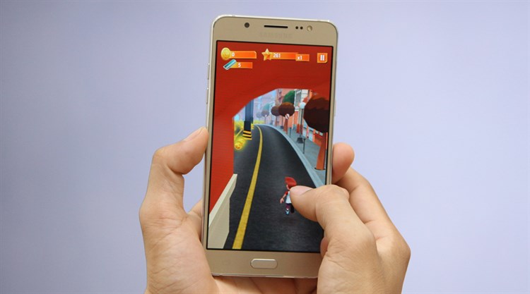 Điện thoại Samsung Galaxy J5 (2016)