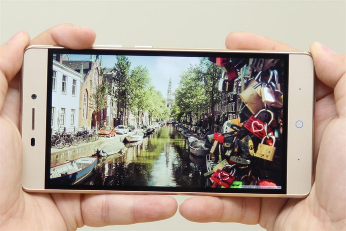 Điện thoại ZTE Blade Wave 3