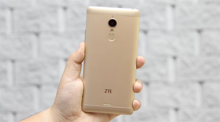Điện thoại ZTE Blade Wave 3