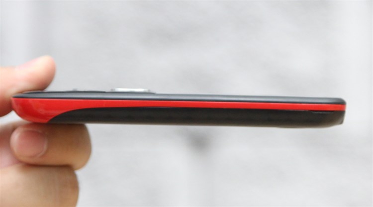 Điện thoại Mobell M328