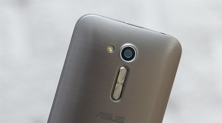 Điện thoại Asus Zenfone Go ZB452KG