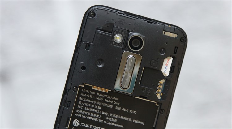 Điện thoại Asus Zenfone Go ZB452KG