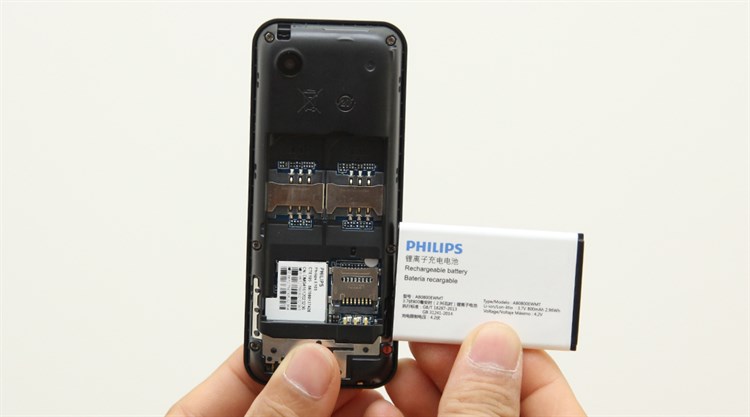 Điện thoại Philips E105 Màu Đen