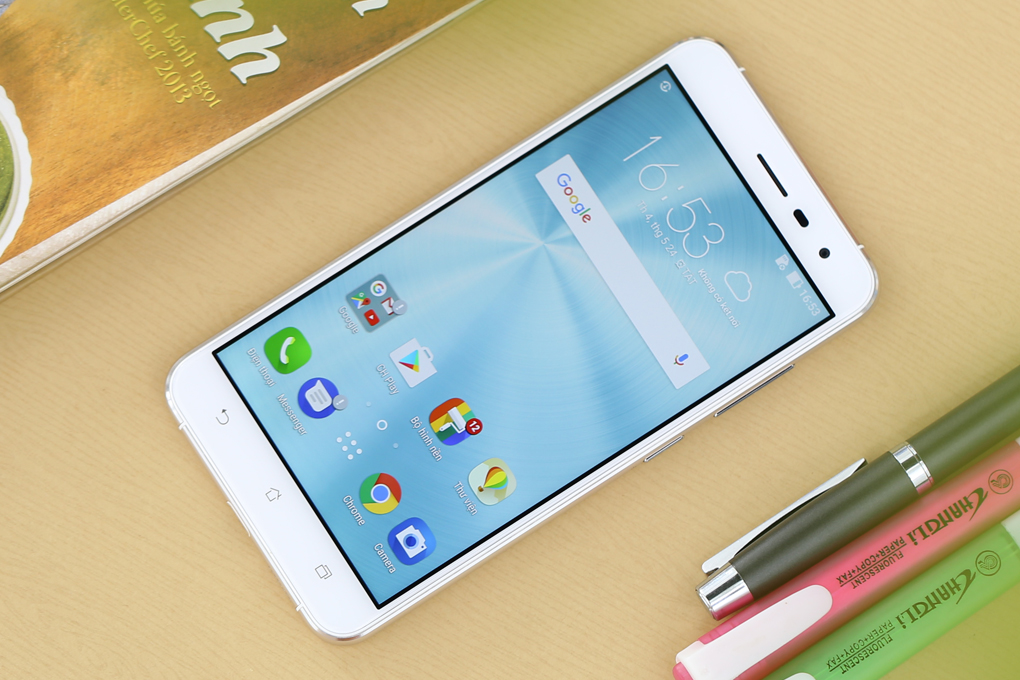 Asus Zenfone 3 ZE552KL - 27