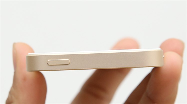 Điện thoại iPhone SE 64GB