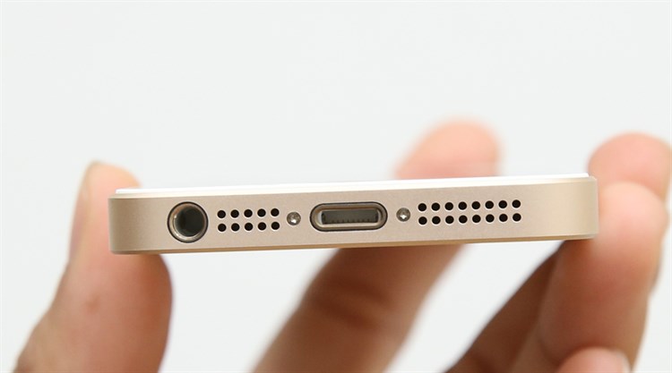 Điện thoại iPhone SE 64GB