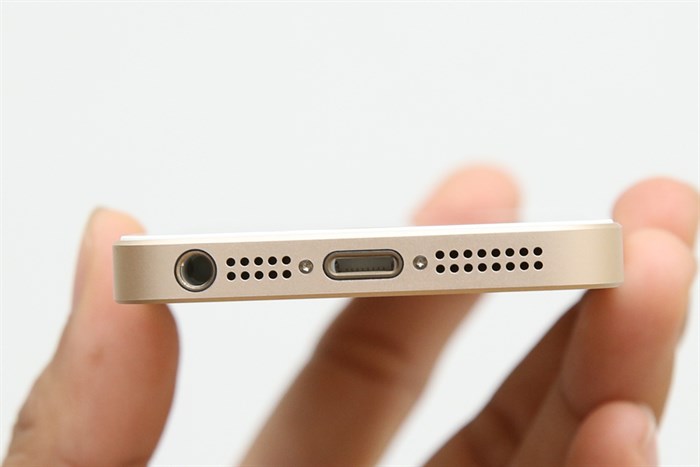 Điện thoại iPhone SE 64GB Màu Vàng đồng