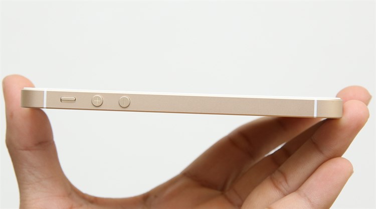 Điện thoại iPhone SE 64GB