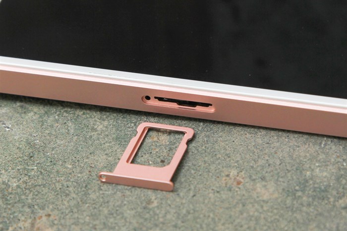 Điện thoại iPhone SE 64GB Màu Vàng Hồng