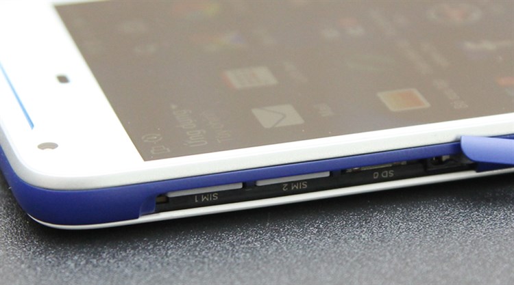 Điện thoại HTC Desire 628