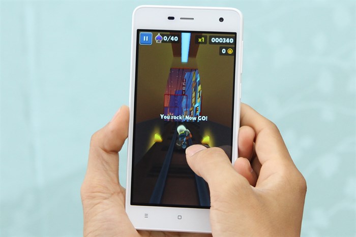 Điện thoại Q Vita