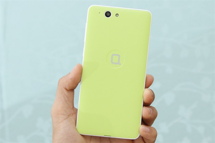 Điện thoại Q Vita