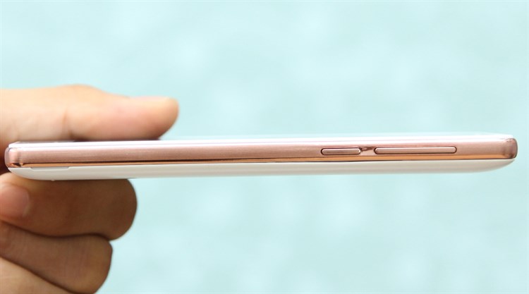 Điện thoại Q Nice