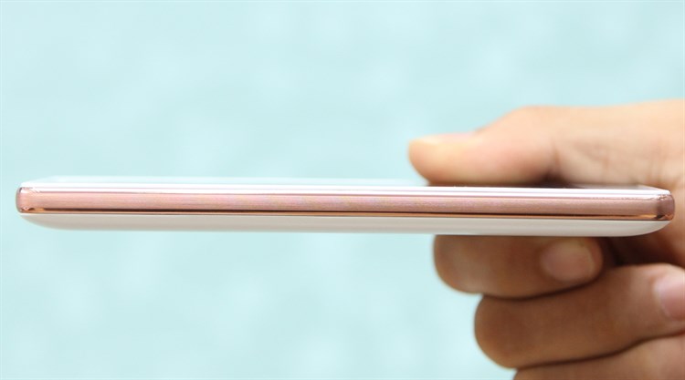 Điện thoại Q Nice