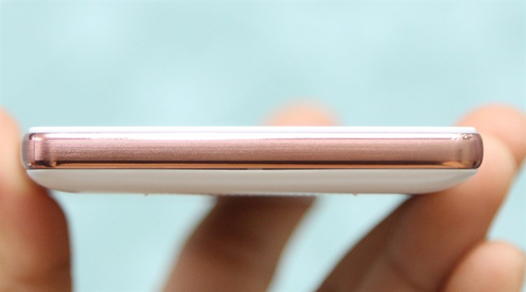 Điện thoại Q Nice