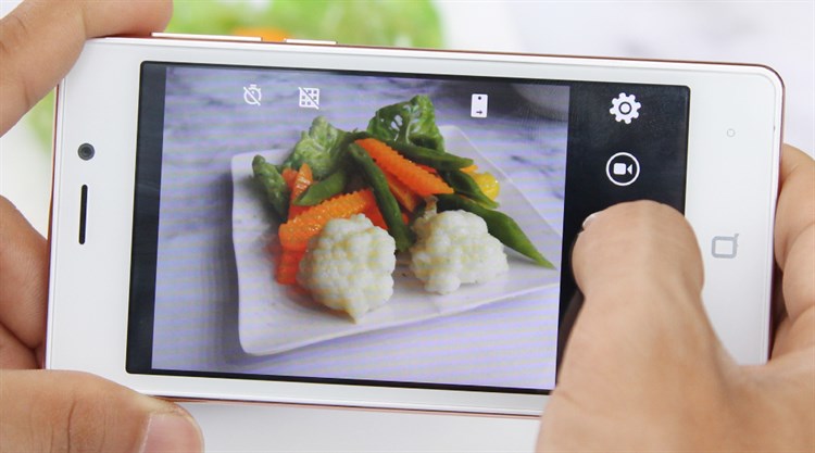 Điện thoại Q Nice