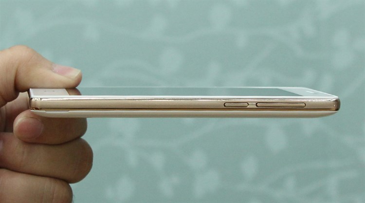 Điện thoại Q Nice