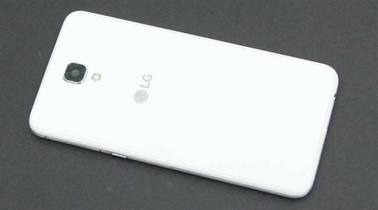 Điện thoại LG X Screen