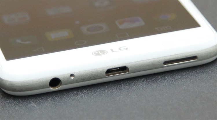 Điện thoại LG X Screen