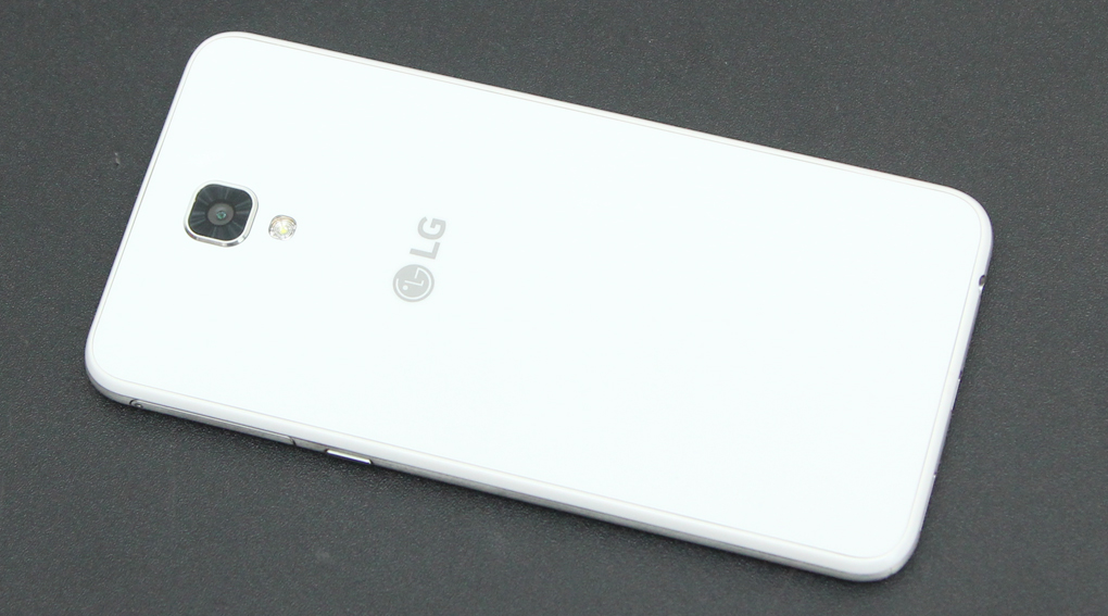 Điện thoại LG X Screen