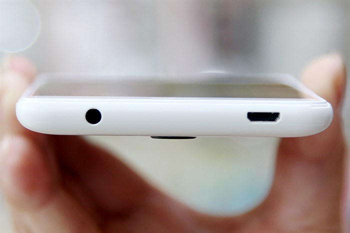 Điện thoại Mobiistar Lai Yuna C