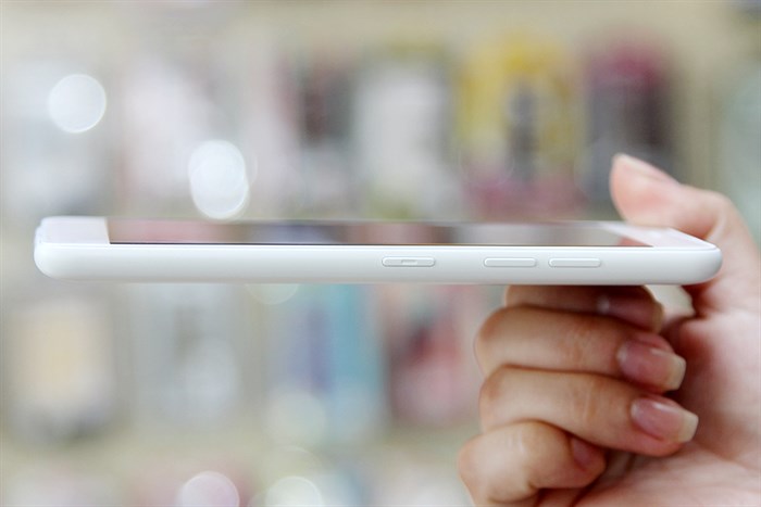 Điện thoại Mobiistar Lai Yuna C