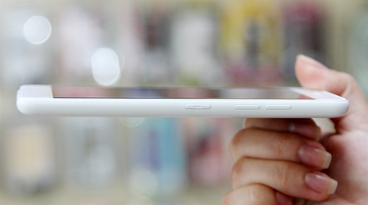 Điện thoại Mobiistar Lai Yuna C