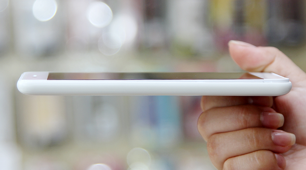 Điện thoại Mobiistar Lai Yuna C