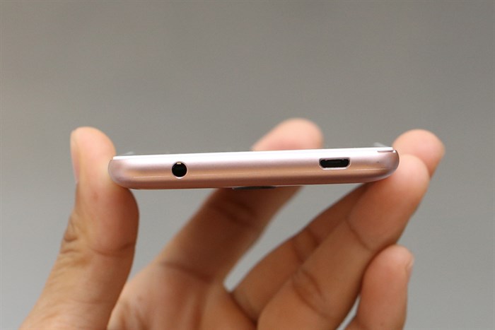 Điện thoại Mobiistar Lai Yuna C