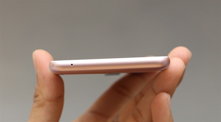 Điện thoại Mobiistar Lai Yuna C