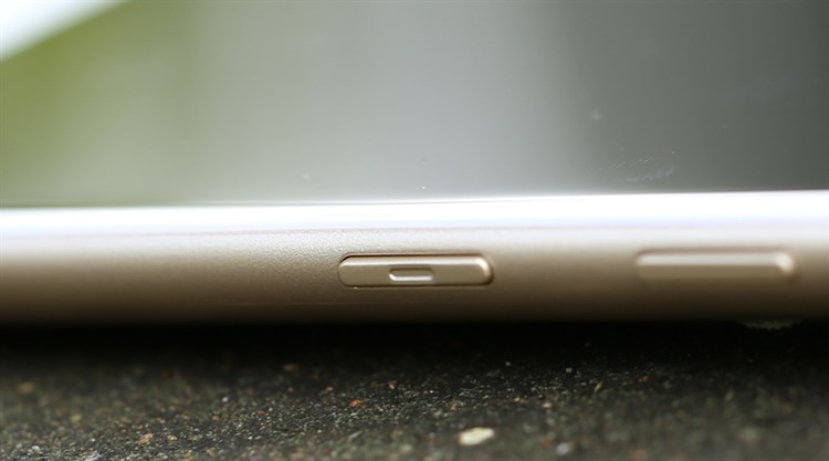 Điện thoại Mobiistar Lai Yuna C