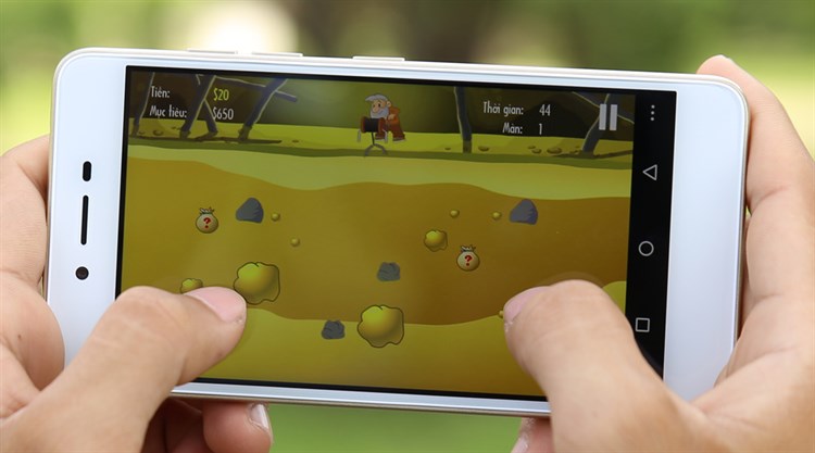 Điện thoại Mobiistar Lai Yuna C