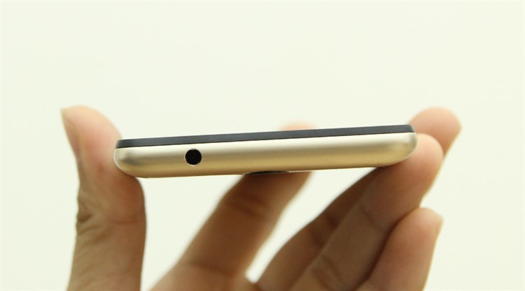 Điện thoại Mobiistar Lai Zoro 2