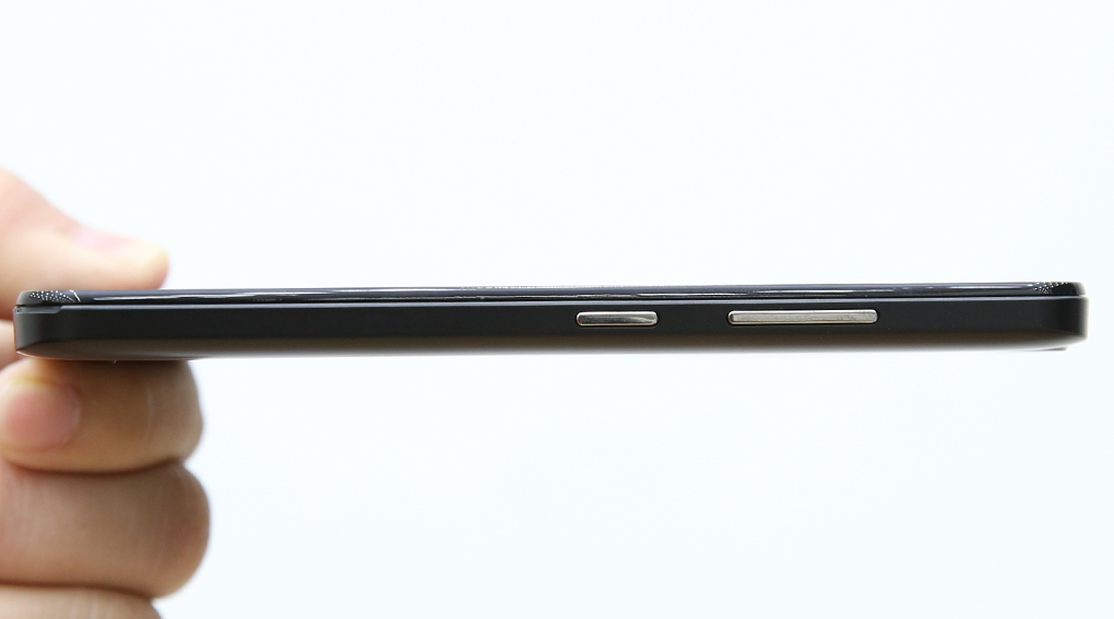 Điện thoại LENOVO A2020 (VIBE C)