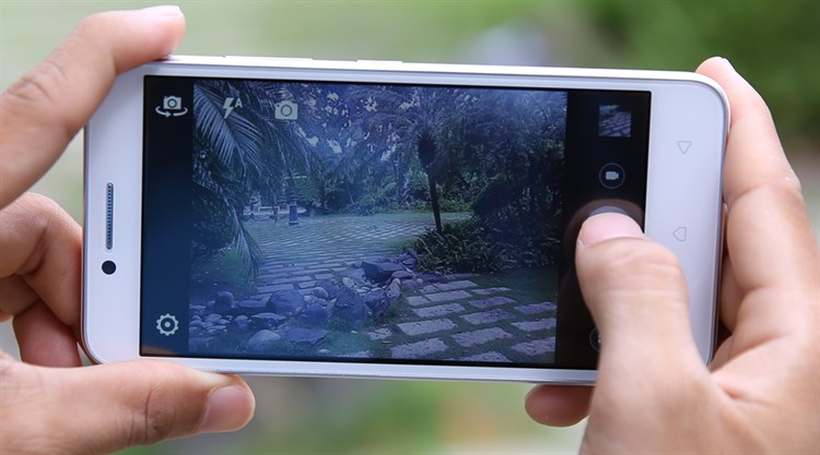 Điện thoại LENOVO A2020 (VIBE C)