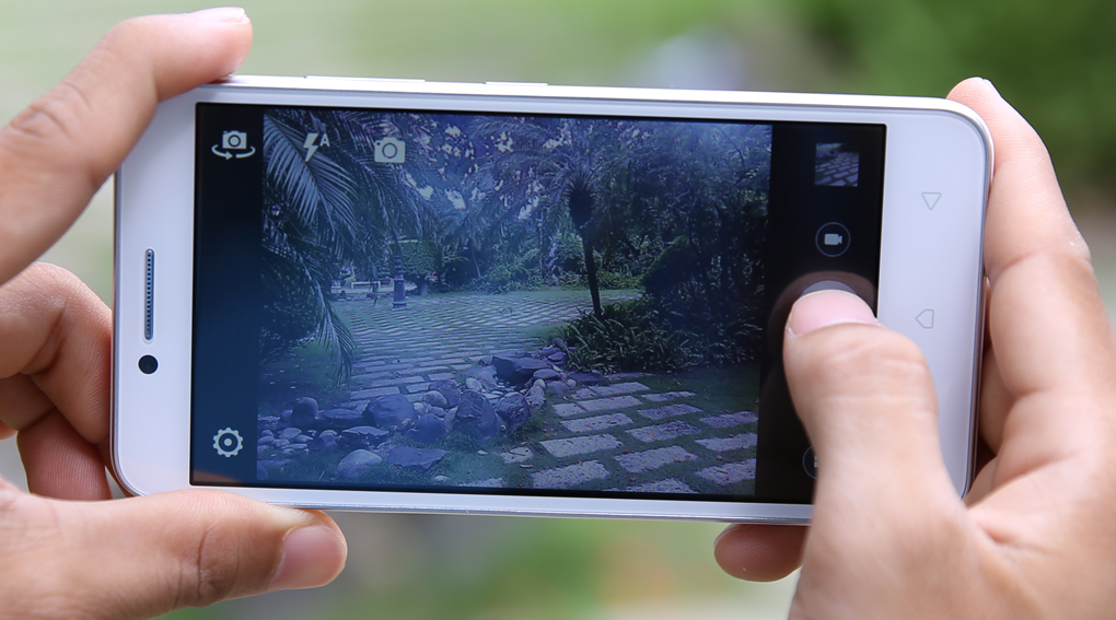 Điện thoại LENOVO A2020 (VIBE C)