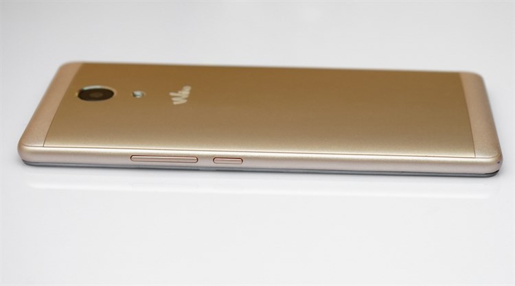 Điện thoại Wiko Robby